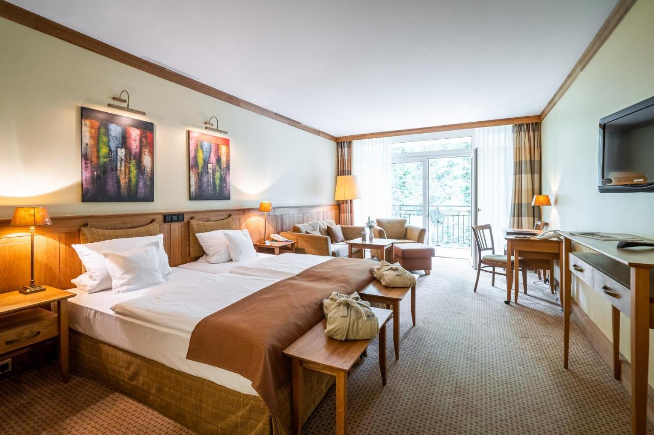 Waldhotel Tannenhaeuschen Wesel  Kültér fotó
